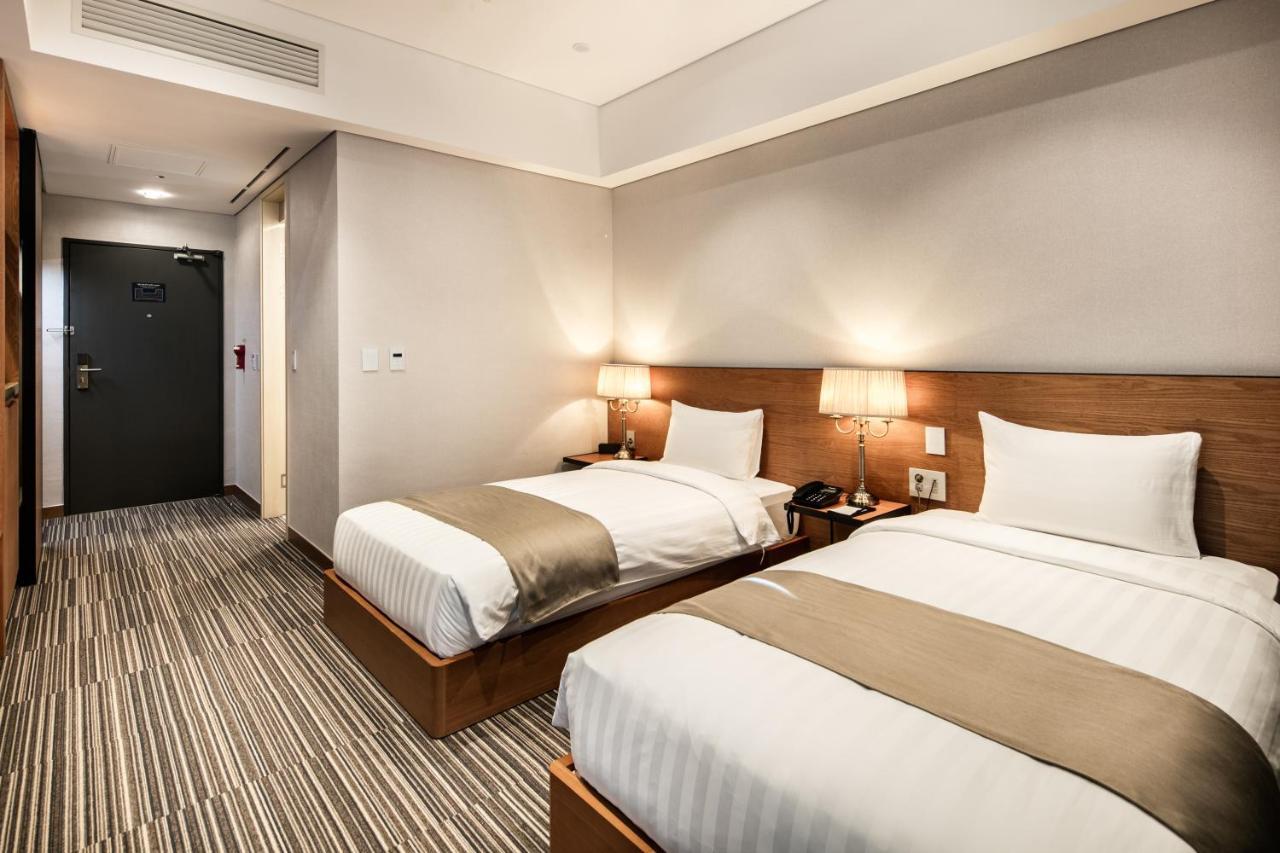 Golden Tulip Incheon Airport Hotel Εξωτερικό φωτογραφία